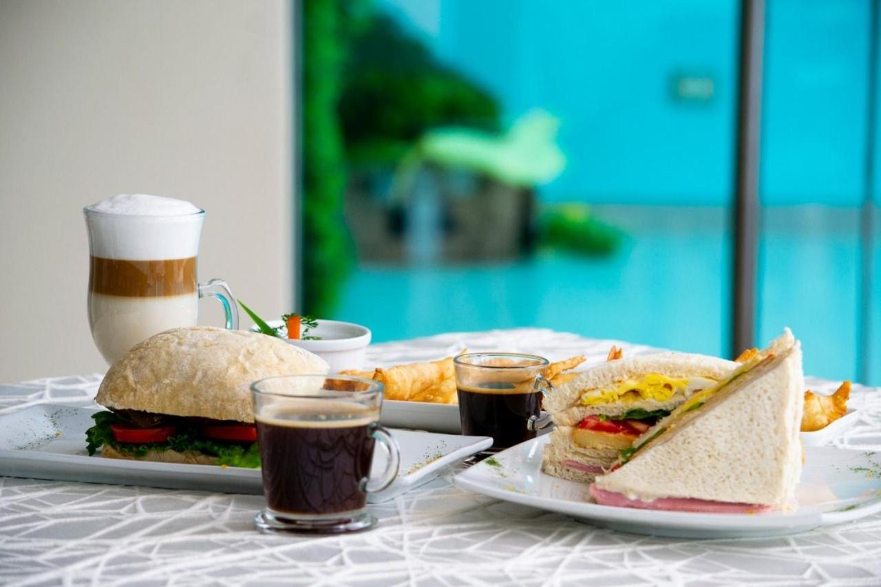 Hotel Maresta Lodge - Hotel Asociado Casa Andina チンボテ エクステリア 写真